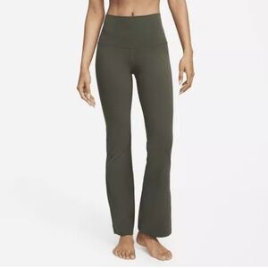 Dri-fit luxe flared pants